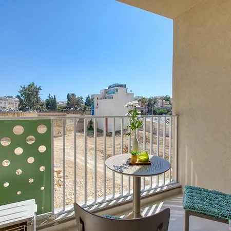 Classic 1 Bedroom St Julians Sleeps 4 * Σεντ Πόλς Μπέι