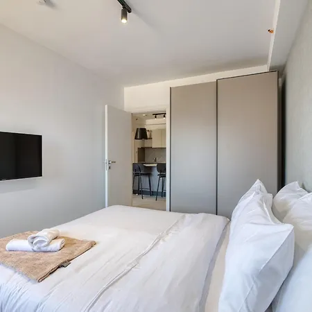 Classic 1 Bedroom St Julians Sleeps 4 * St. Paul's Bay